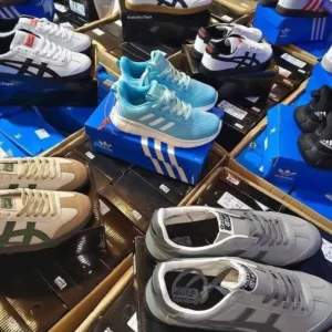 Branded shoes Pallets