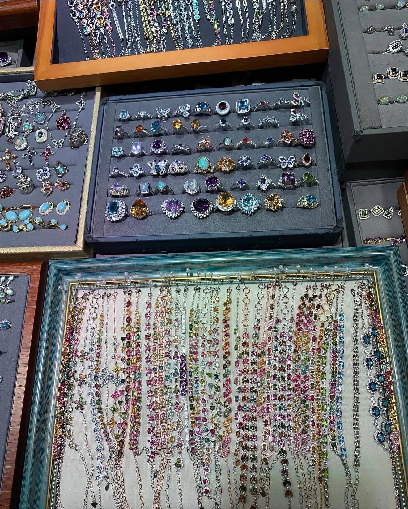 jewelry pallets liquidation - Image 2