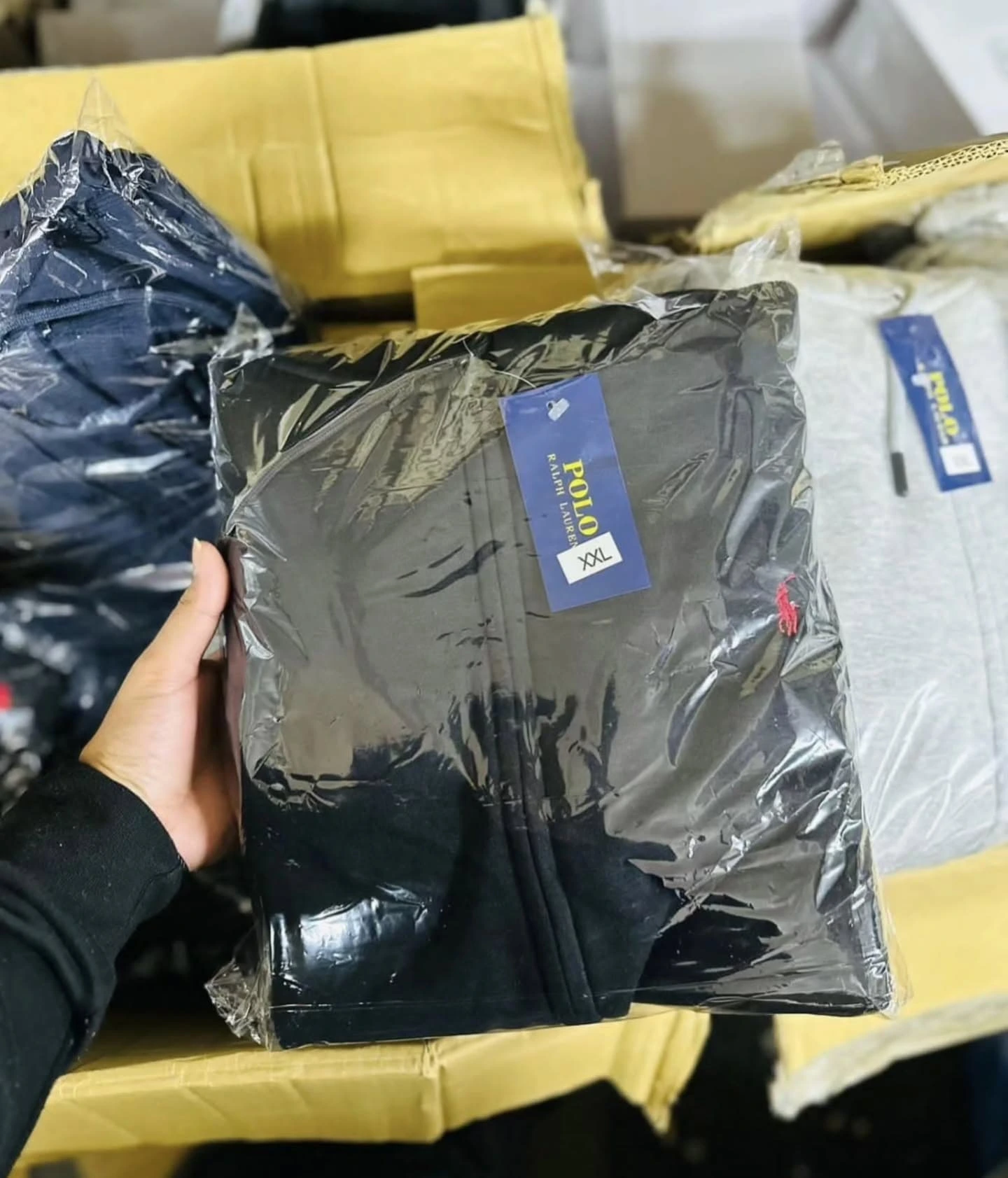Nike polo tracksuits pallets liquidation