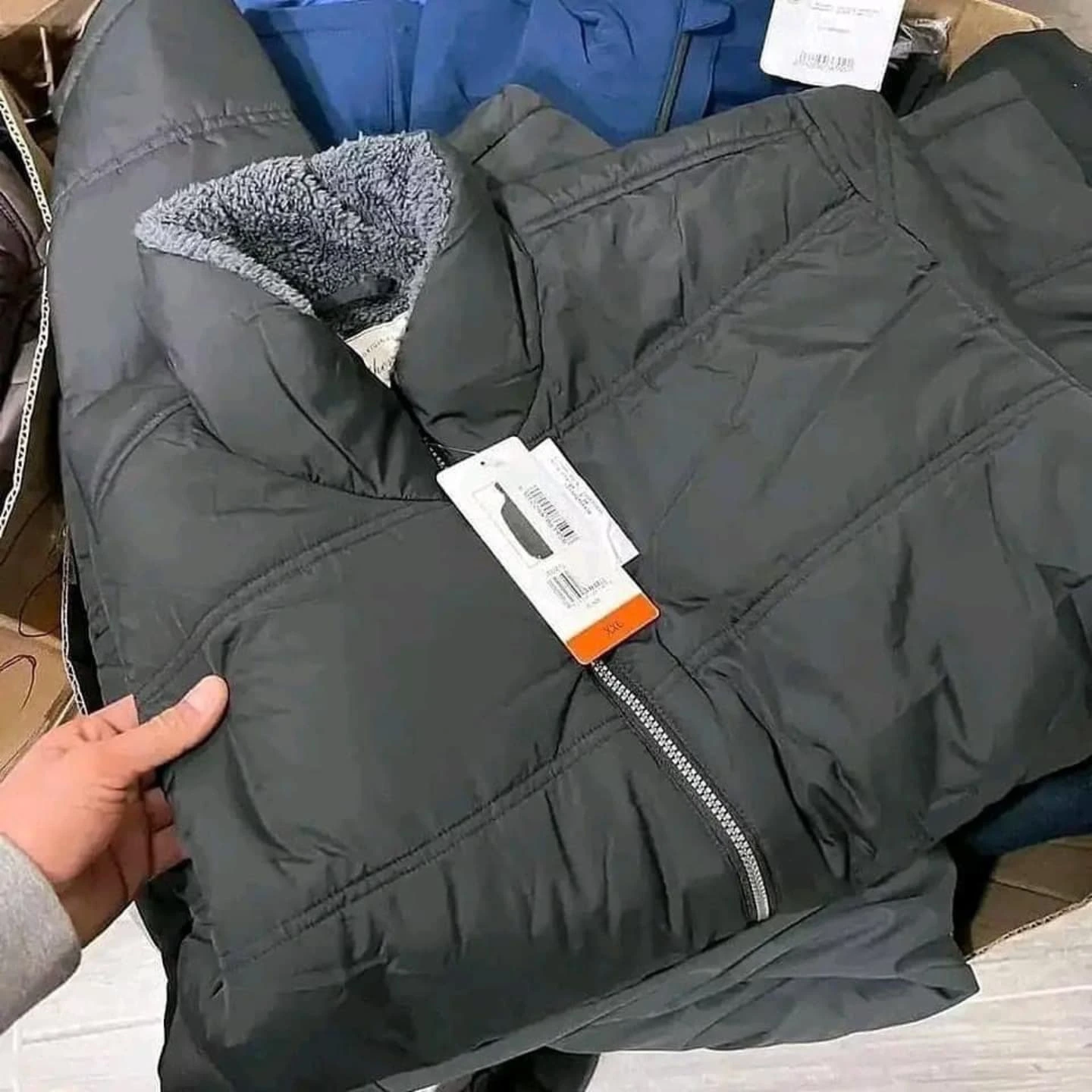 Authentic and perfect quality jacket 🧥 - Image 2