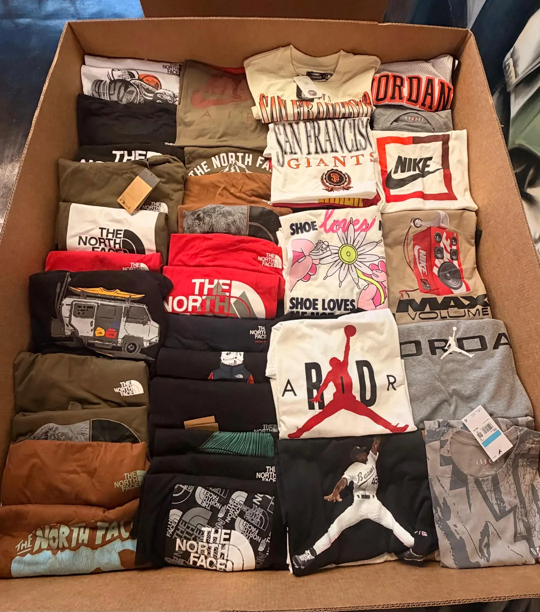 PREMIUM SPORTSWEAR WHOLESALE PALLETS - Image 3